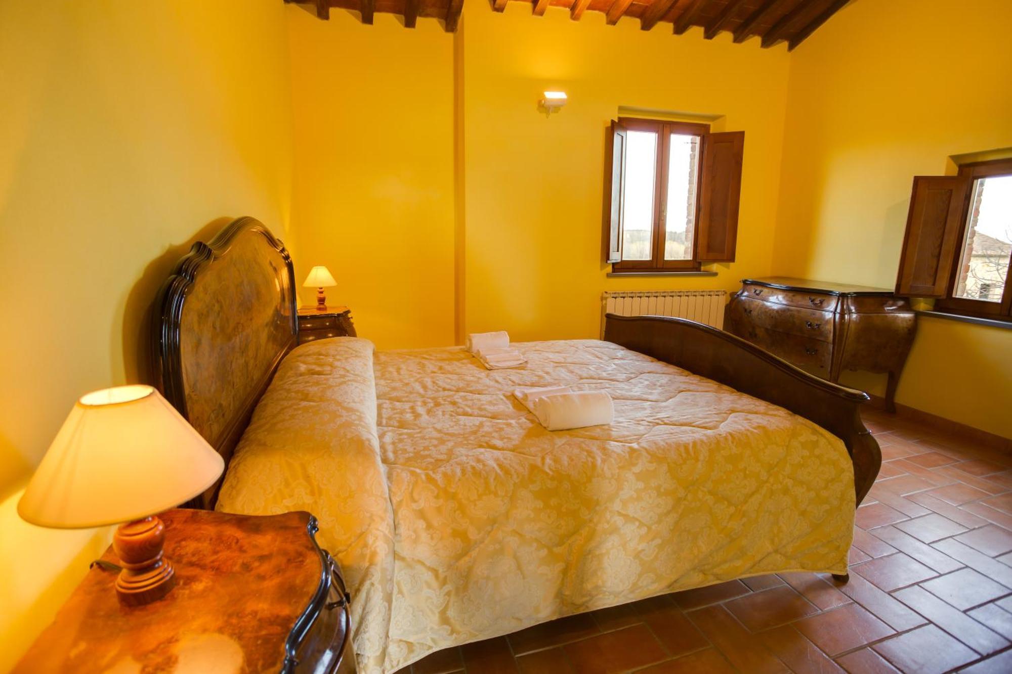 Tenuta Di Monaciano Ponte A Bozzone Oda fotoğraf