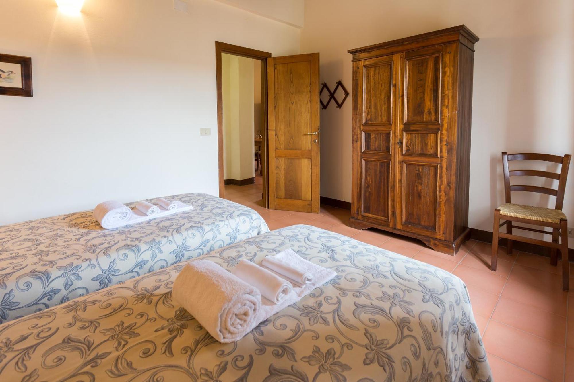 Tenuta Di Monaciano Ponte A Bozzone Oda fotoğraf